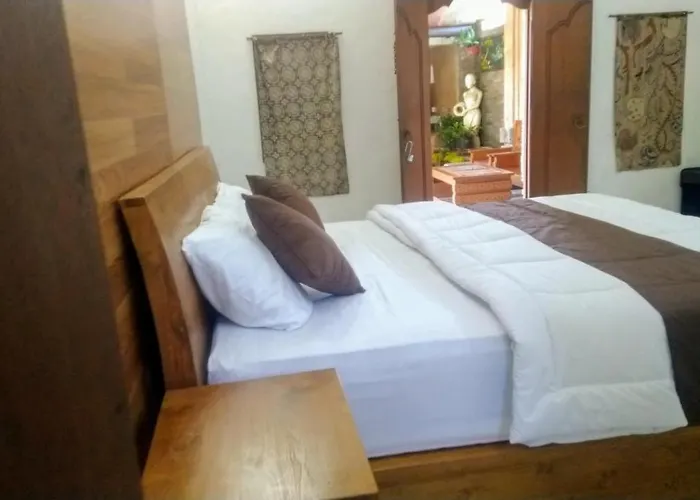 Pensión Dani 2*